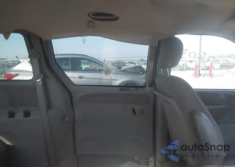 2001 Dodge Grand Caravan Sport z USA, uszkodzony, nr VIN 2B4GP44331R419907